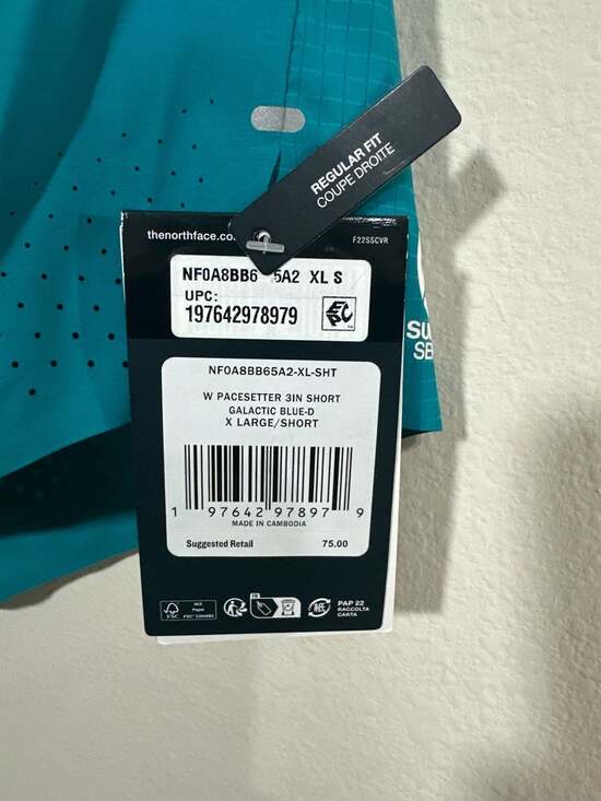 The North Face Women's Summit Series Pacesetter 3" Shorts in Galactic Blue - Picture 4 of 9